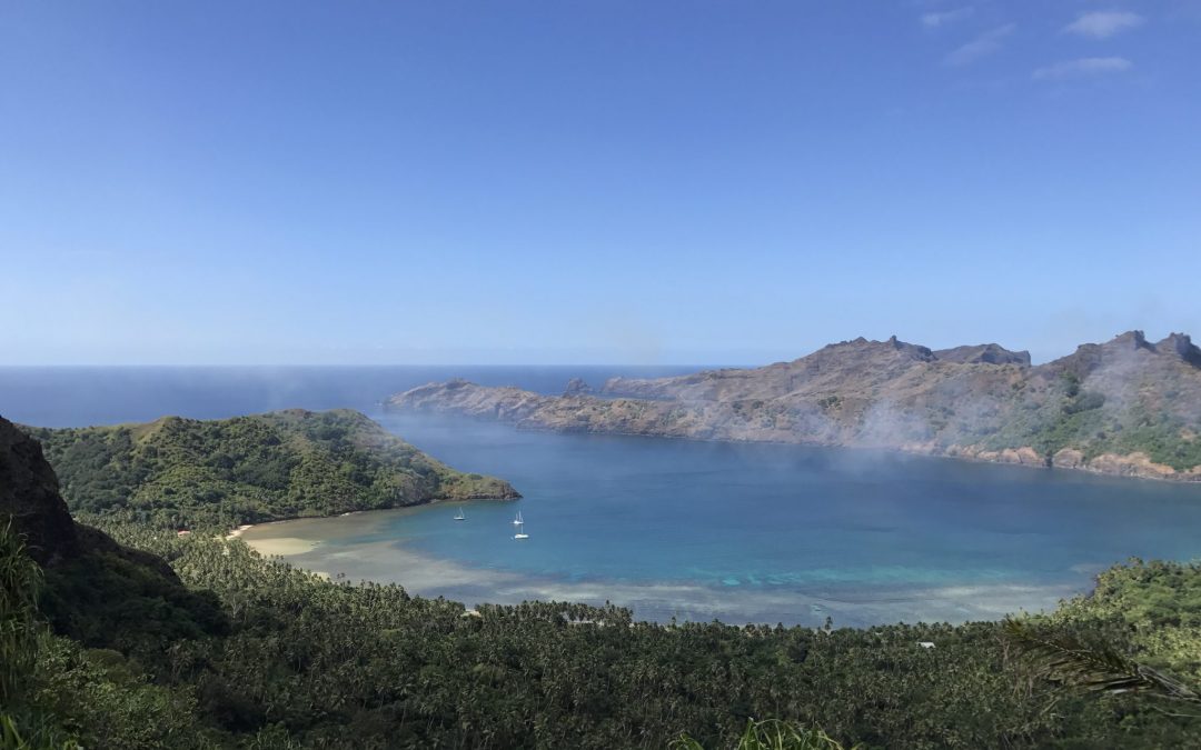 Sailing from Marquesas to  Tuamotus – Departure